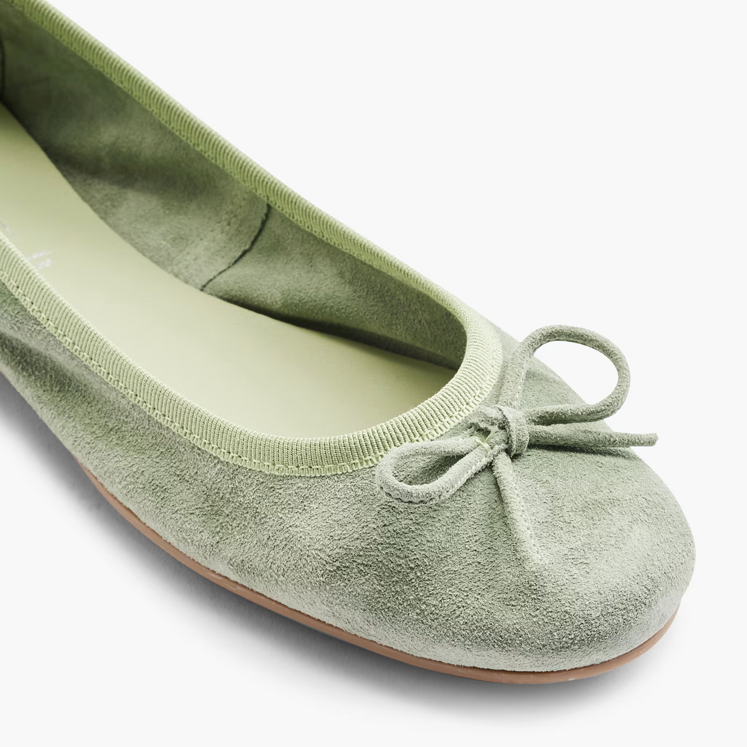 Balerini dama din piele naturala intoarsa, verde, cu detaliu fundita, design elegant, confortabil.