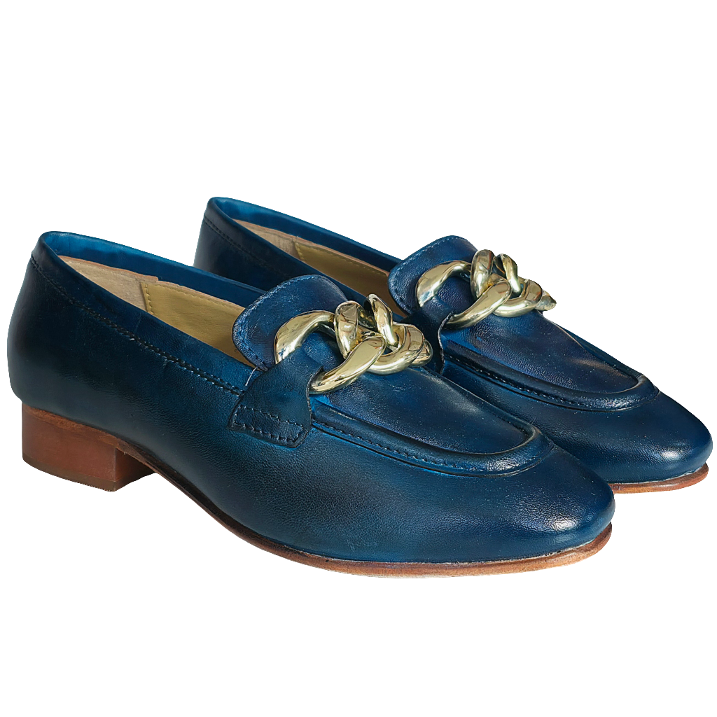 Pantofi dama din piele naturala bleumarin cu detaliu metalic, colectia Primavara/Vara 2025, talpa flexibila.