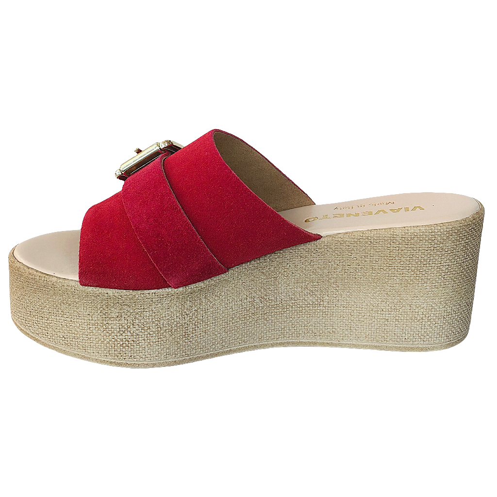 Papuci dama rosii din piele naturala intoarsa cu talpa ecologica, inaltime platforma 6.5 cm, made in Italy.