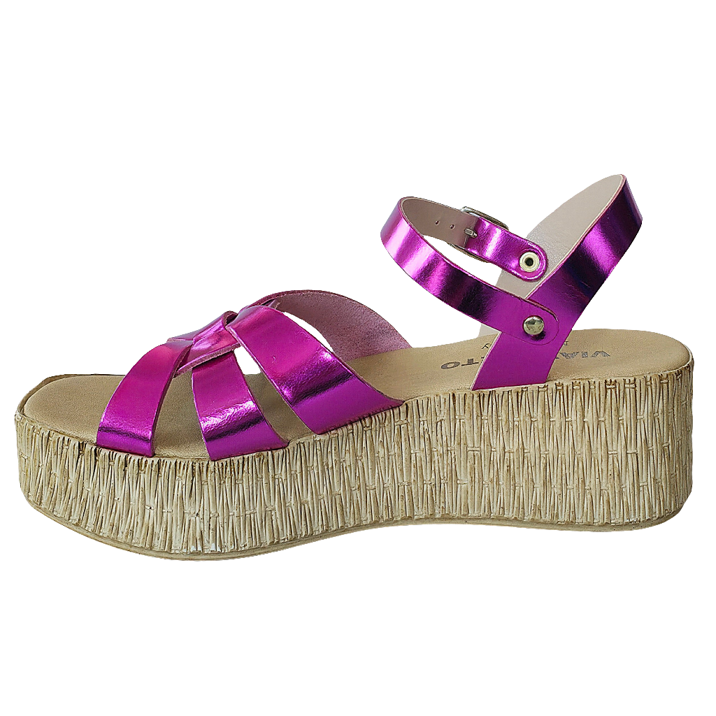 Pink leather women's sandals with a platform, made in Italy, ideal for summer collection 2025.