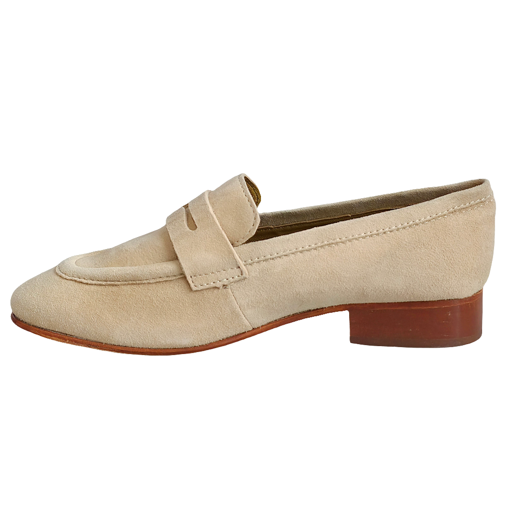 Pantofi dama din piele naturala intoarsa, culoare nude, cu talpa flexibila, din colectia Primavara/Vara 2025.