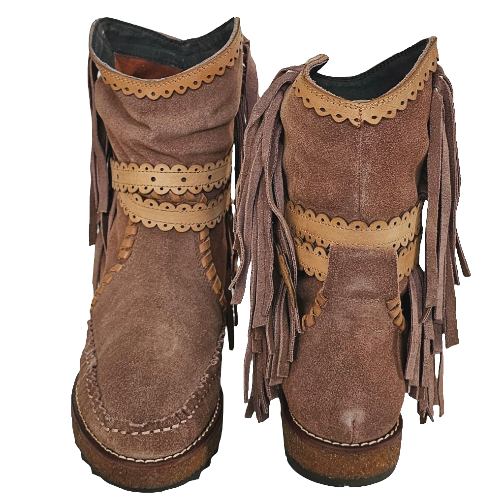 Ghete dama din piele intoarsa maro roscat/bej cu franjuri, inaltime gheata 22 cm, made in Italy.