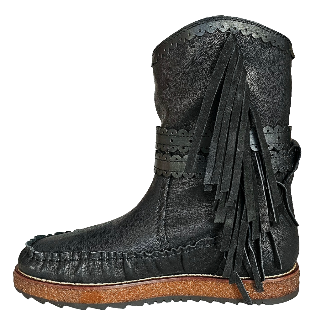 Ghete dama din piele naturala neagra, model tubular cu franjuri, Colectia Toamna Iarna 2024, Made in Italy.