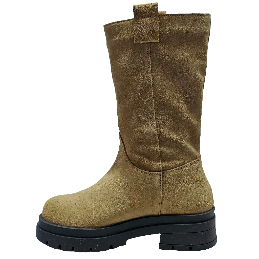 Cizme dama din piele intoarsa taupe, talpa groasa, 26 cm inaltime, stil toamna iarna 2024, Made in Italy.