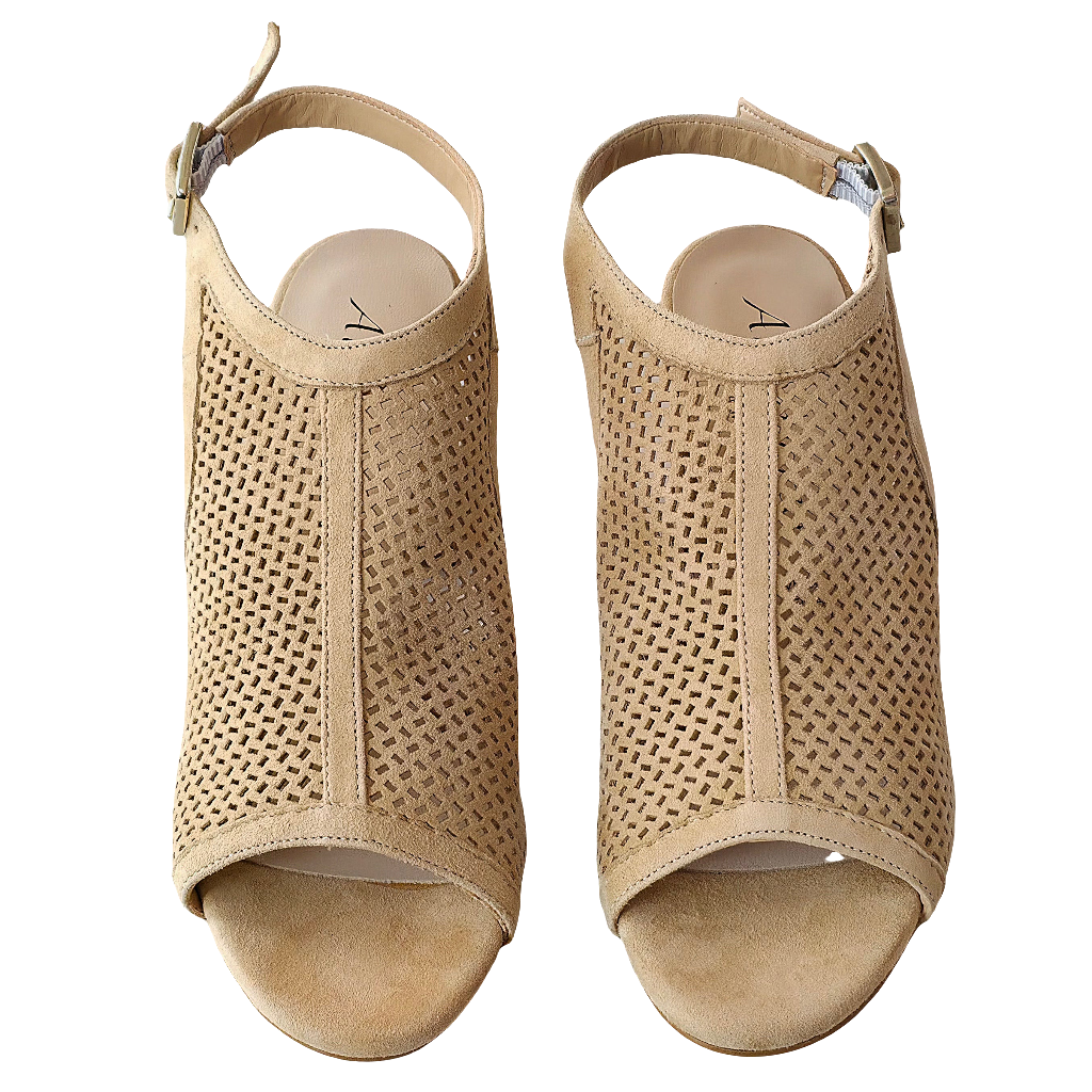 Sandale dama din piele naturala intoarsa, bej, cu toc de 8.5 cm, din colectia Vara 2025, Made in Italy.