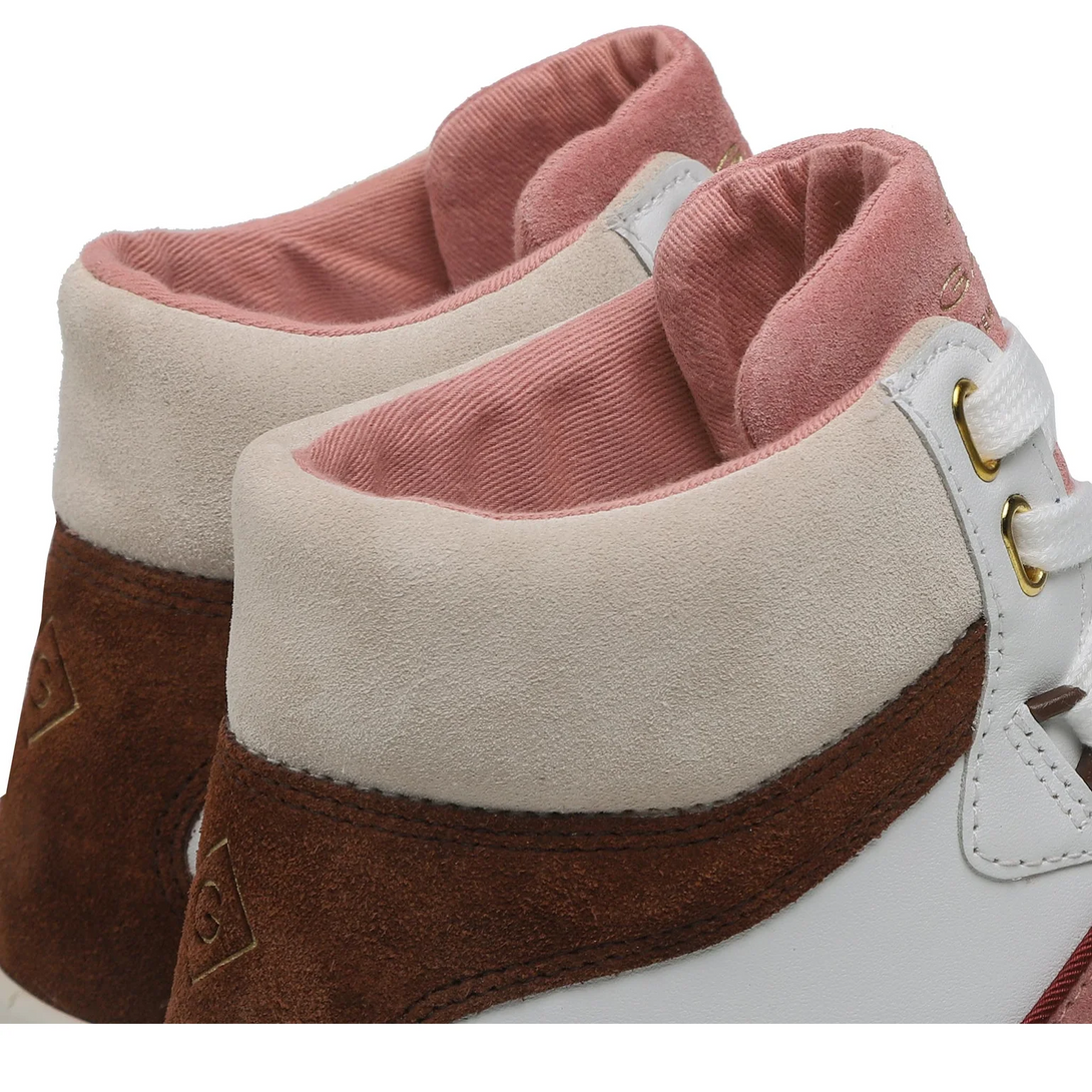 GANT Sneakers Avona White-Rose featuring smooth leather and textile interior with stylish design.