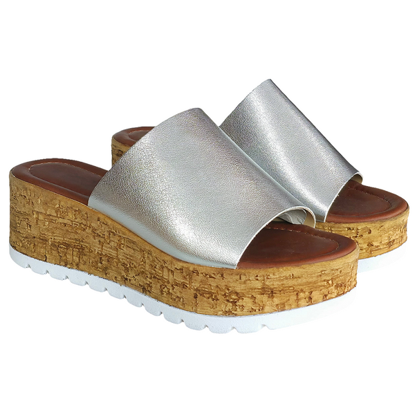 Papuci dama din piele naturala argintie cu talpa usoara, inaltime platforma 5.5 cm, din colectia Vara 2025.